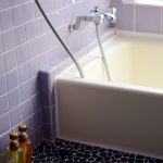 お風呂の排水溝の臭いを防ぐ！良い匂いに変える方法は?